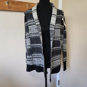 Cambridge Dry Goods Black and Cream Reindeer Geometric Patterned Cardigan